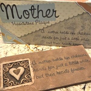 Heartstone Motherhood Plaque